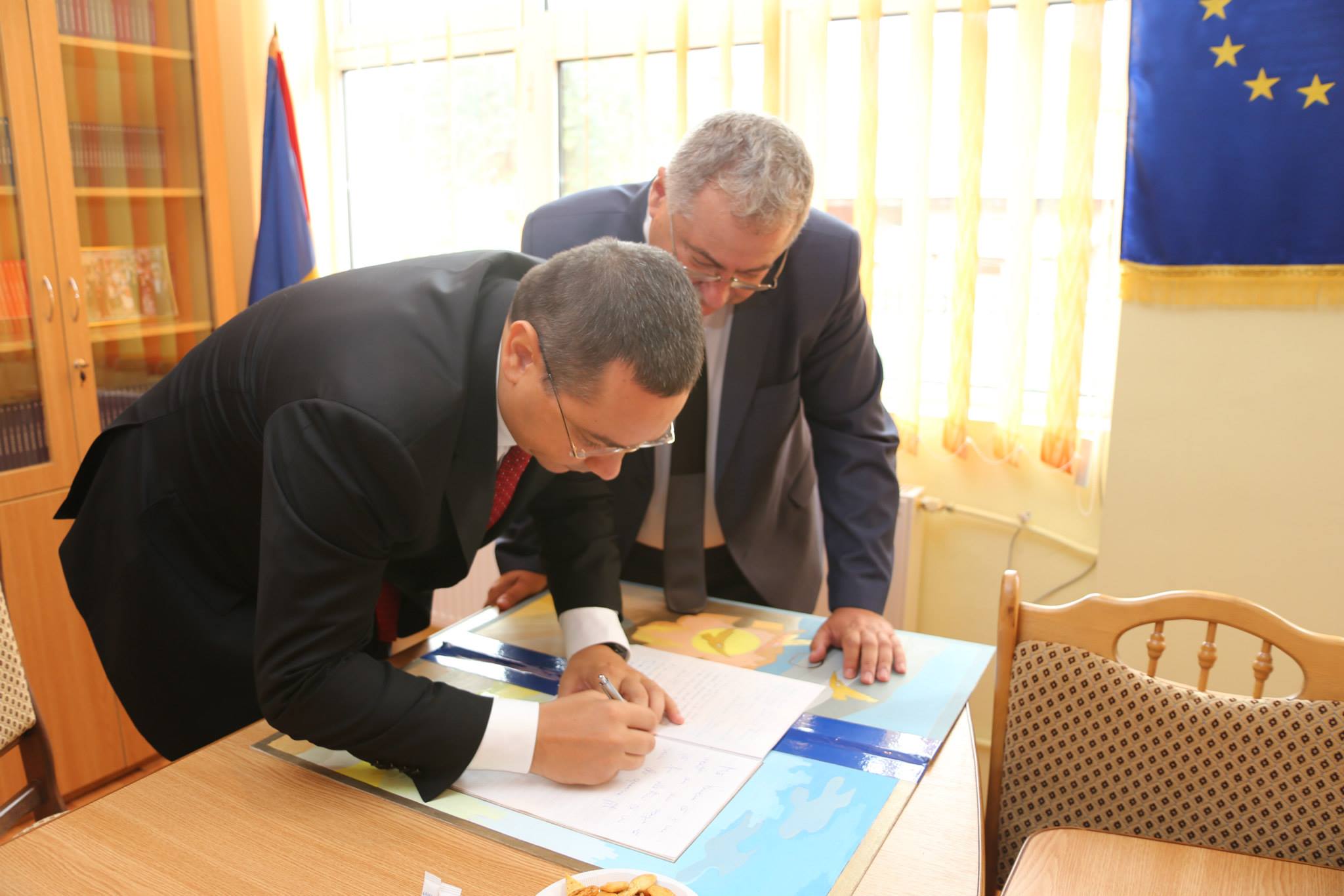 Premierul Victor Ponta a deschis anul școlar la C.N.E.T. Târgu Jiu