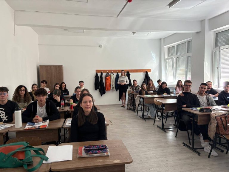 Vizita fostei eleve Ana-Maria Cîmpeanu – prezentarea Departamentului de Științe ale Educației