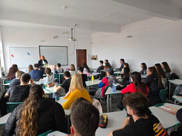 Proiectul „Fii avocat în școala ta” – educație juridică pentru elevii CNET
