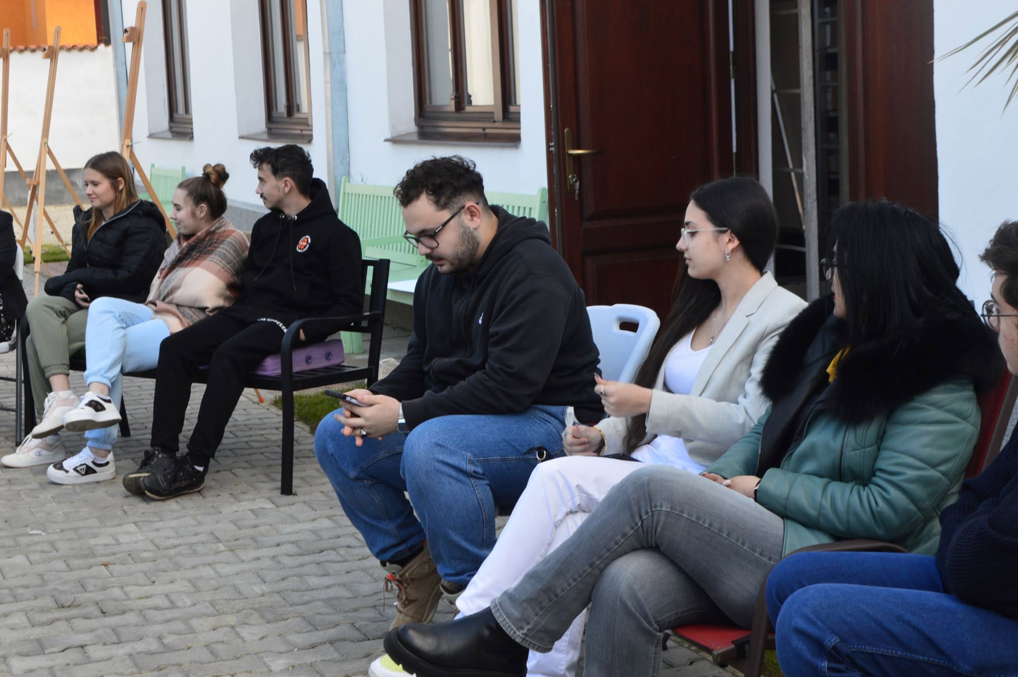 Dialog despre poezie de Ziua Mondială a Poeziei 2024 – fotografia 6