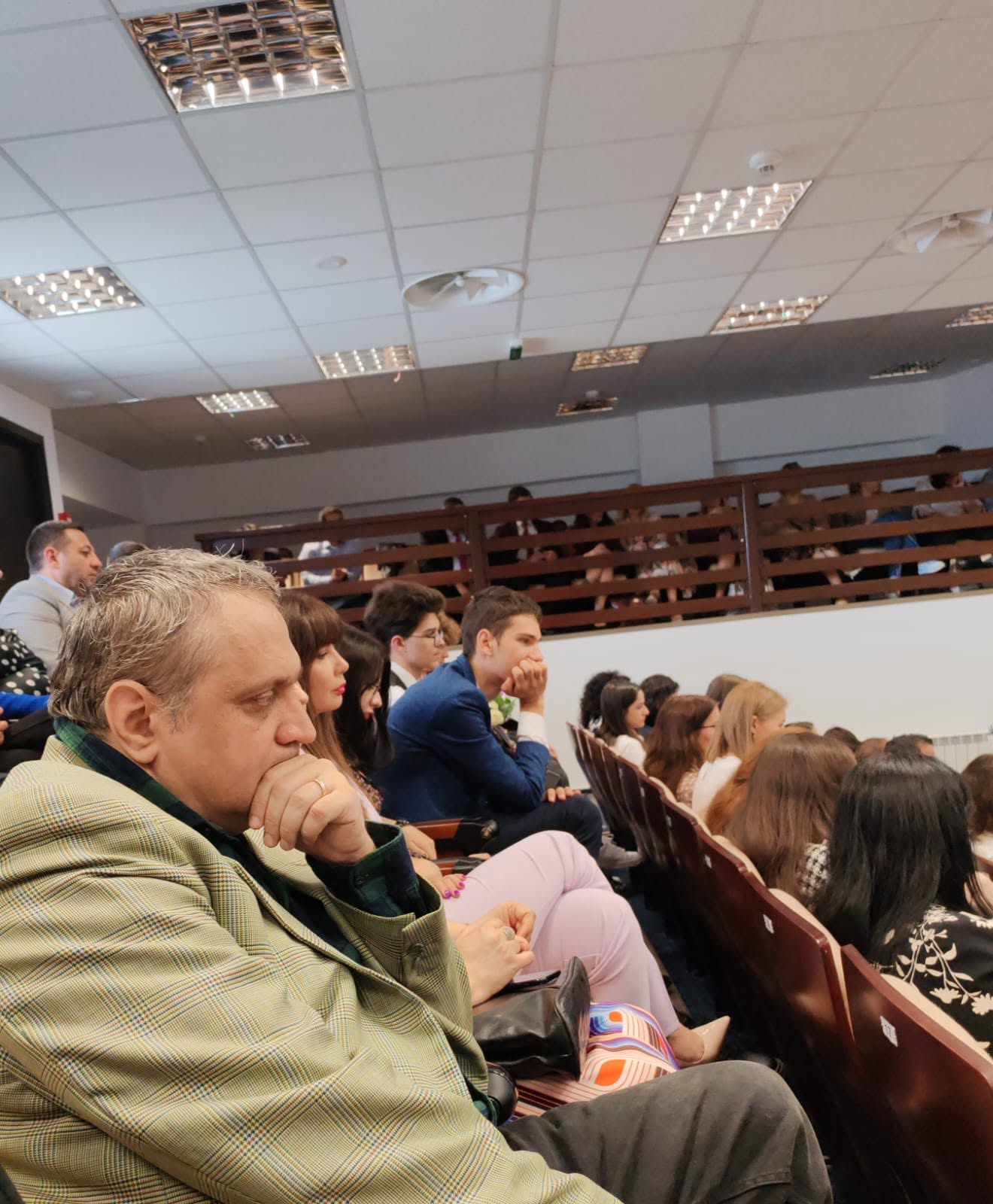 Elevii și profesorii CNET, premiați de Primăria Târgu Jiu pentru rezultate la olimpiade – fotografia 3