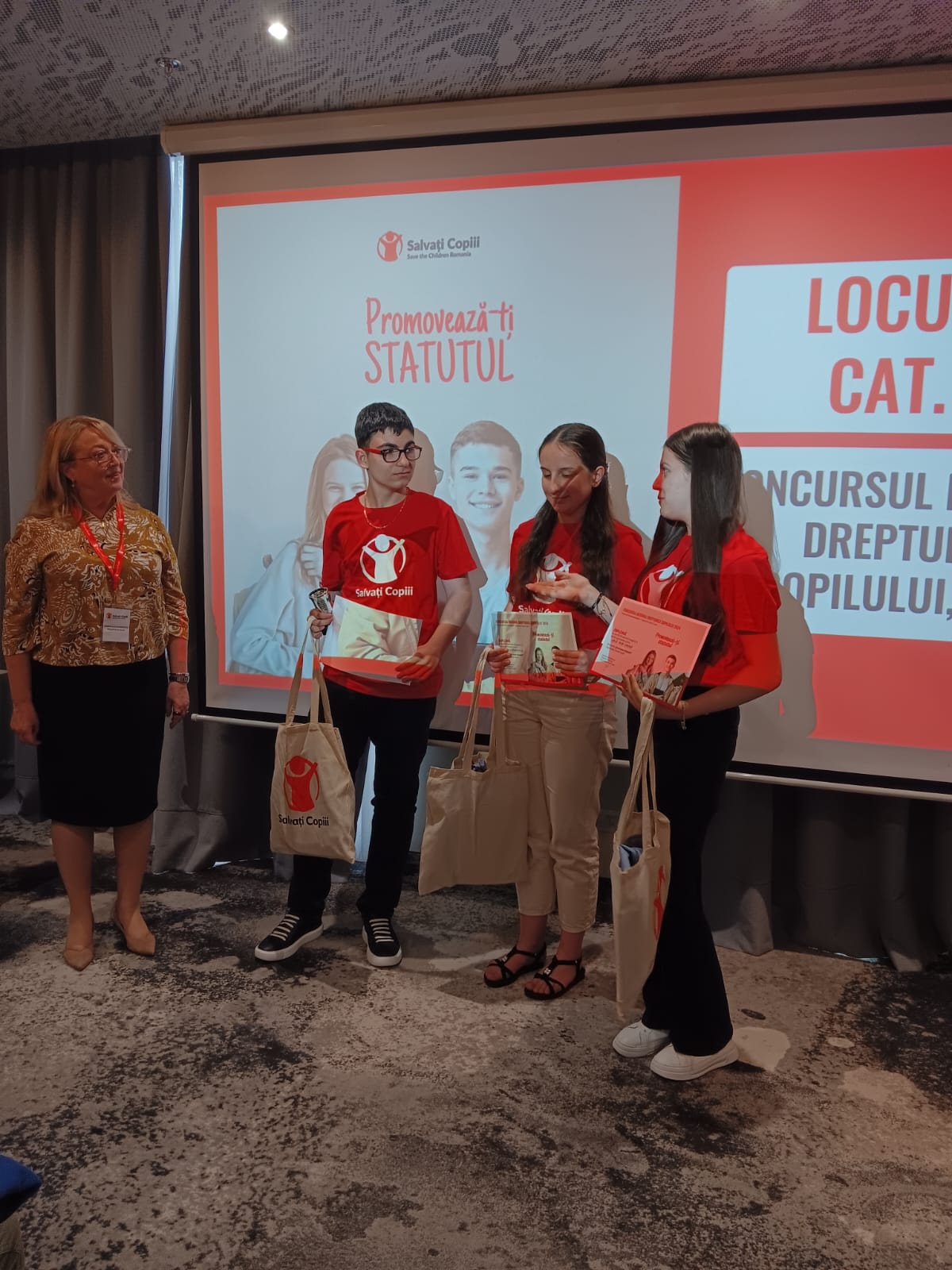 Premiul al III-lea la Concursul Național „Drepturile Copilului” – fotografia 1