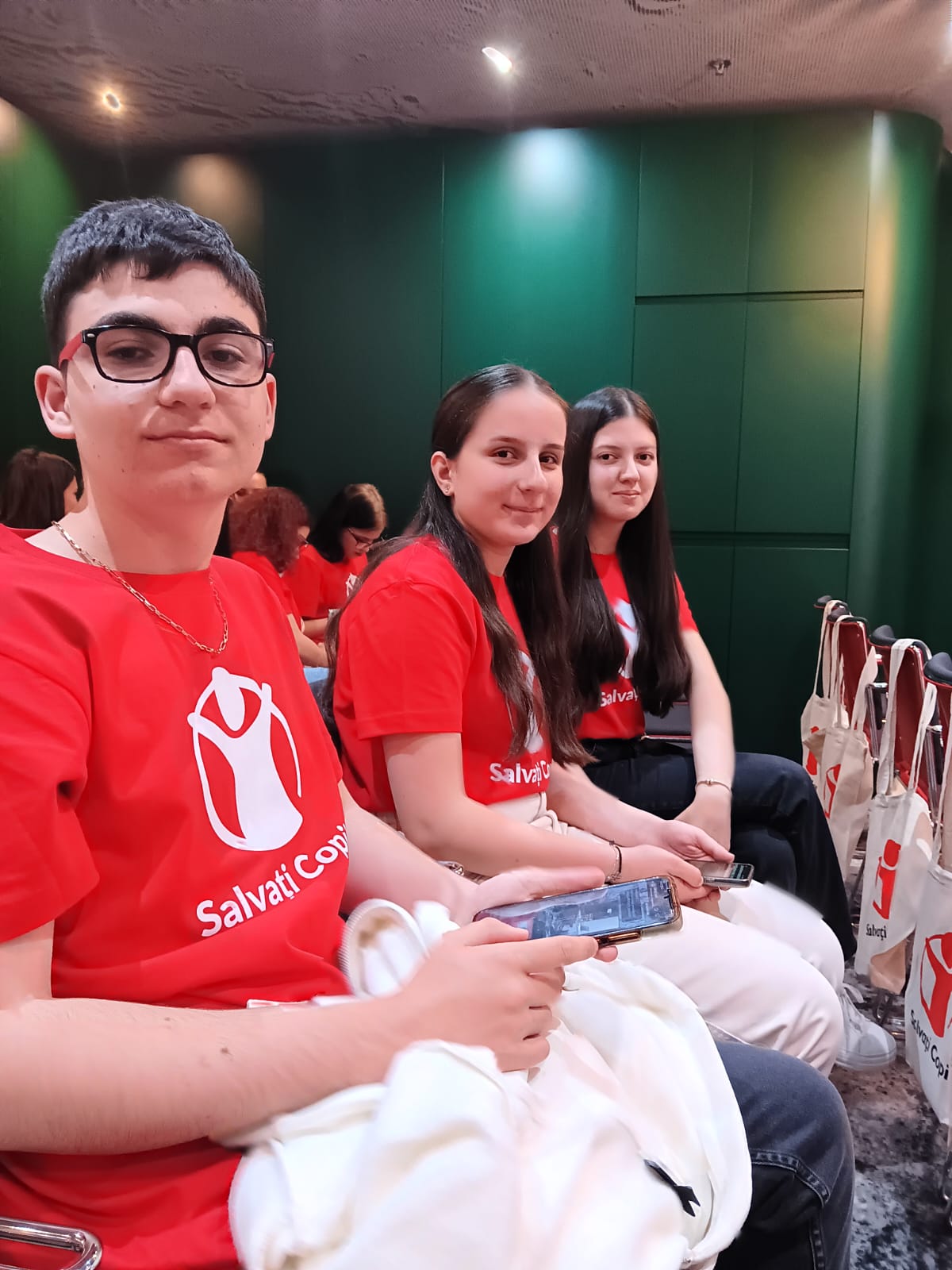 Premiul al III-lea la Concursul Național „Drepturile Copilului” – fotografia 4