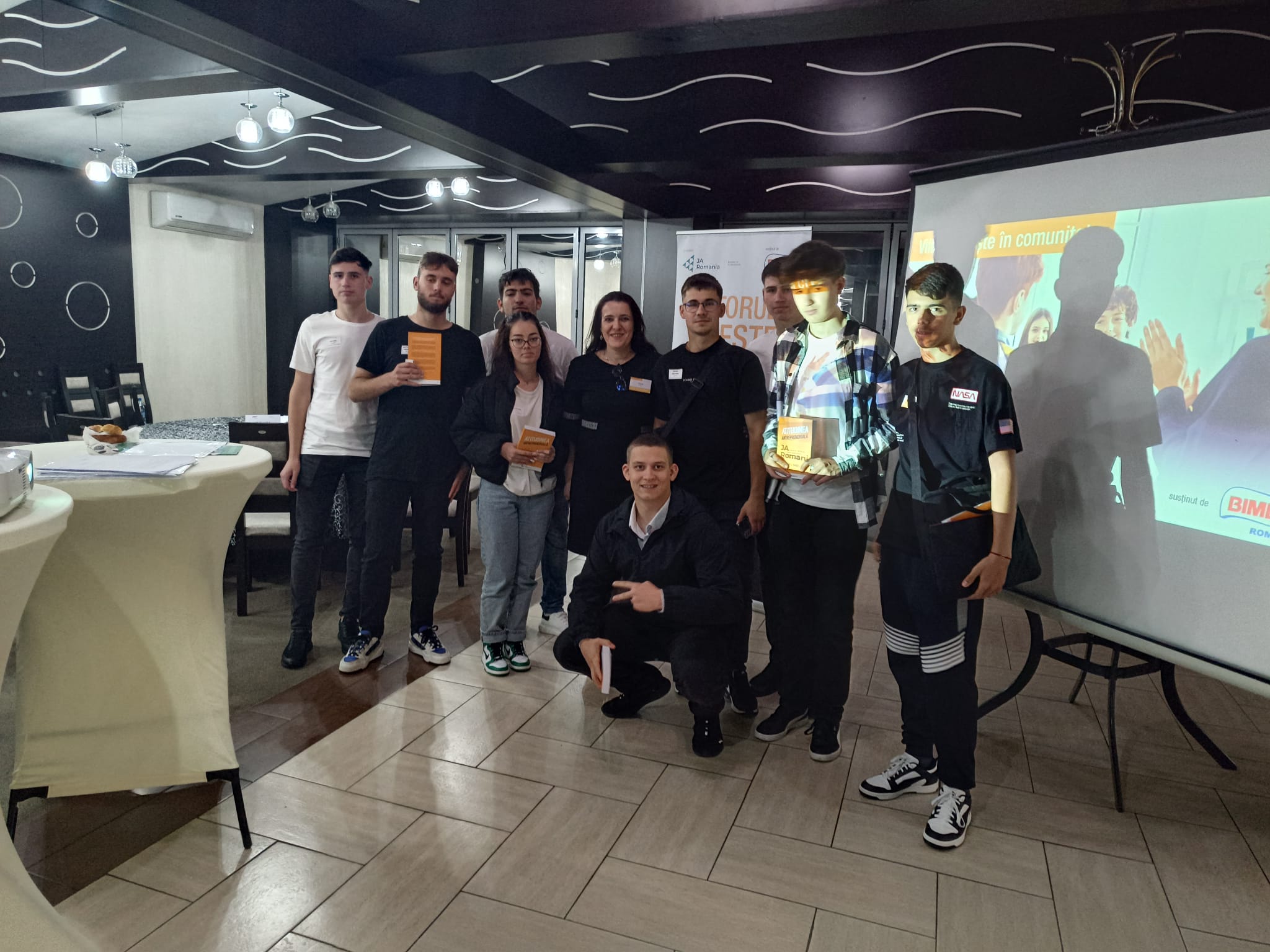 JA Innovation Day la CNET – creativitate și lucru în echipă – fotografia 3