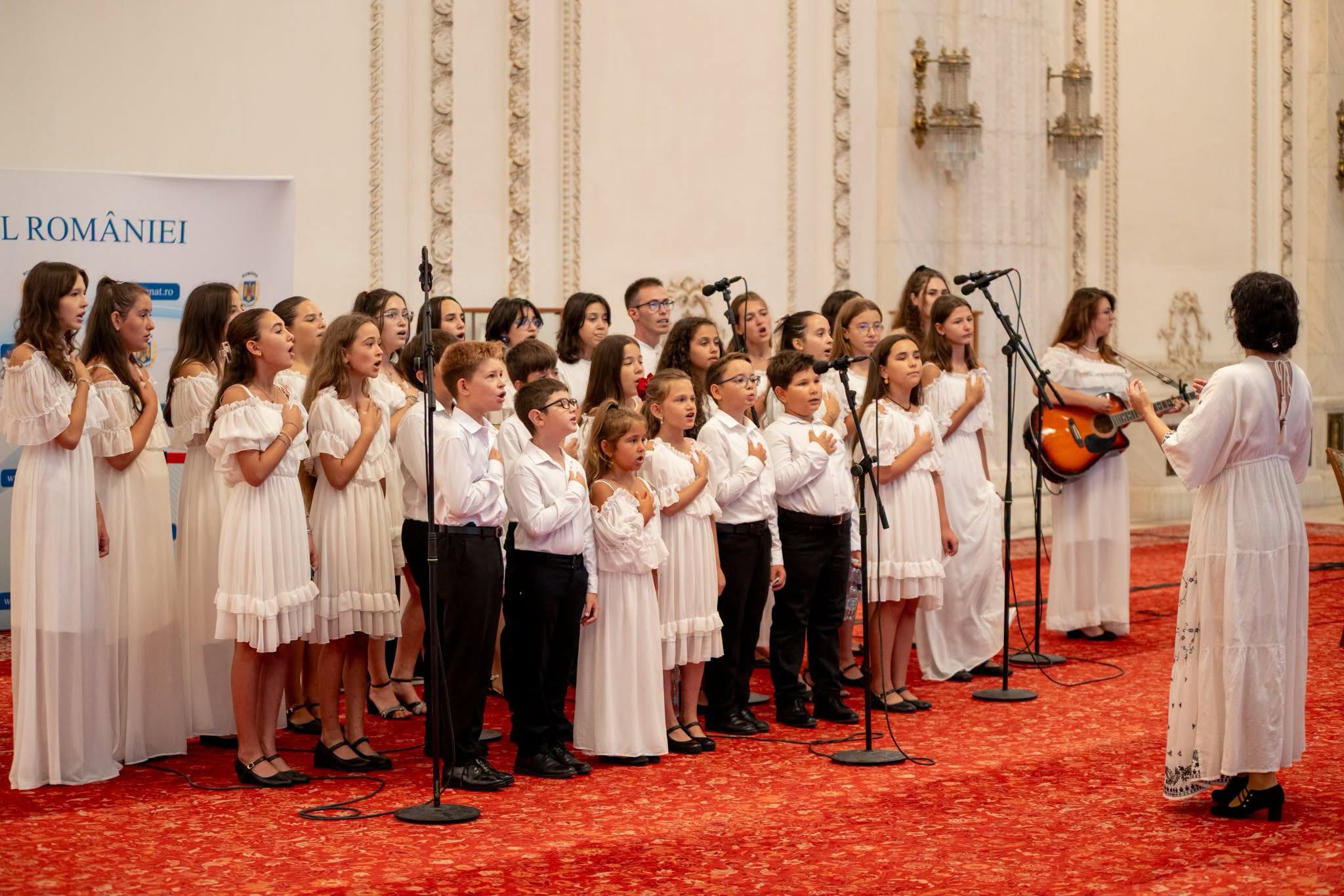 Mihaela Coravu, premiată la Gala Performanței Elevilor de Nota 10 „Excelență în educație” – fotografia 12