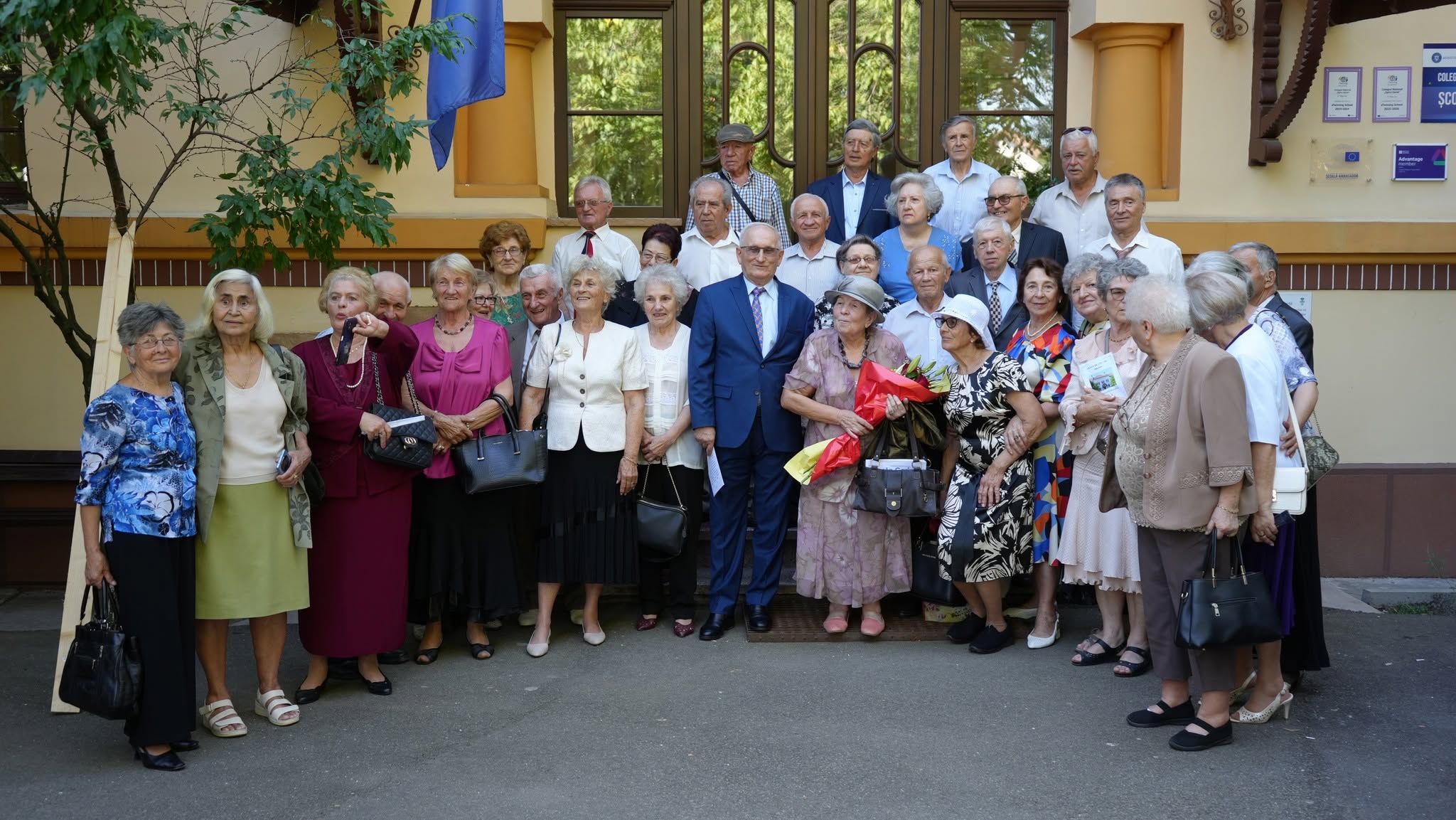 Revedere cu tinerețea, la 60 de ani de la terminarea liceului